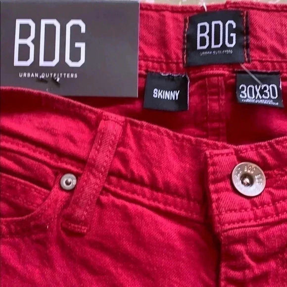 BDG distressed skinny jeans. - Picture 3 of 5